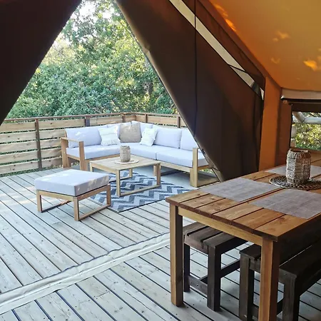 Le Cocooning Luxury tent *
